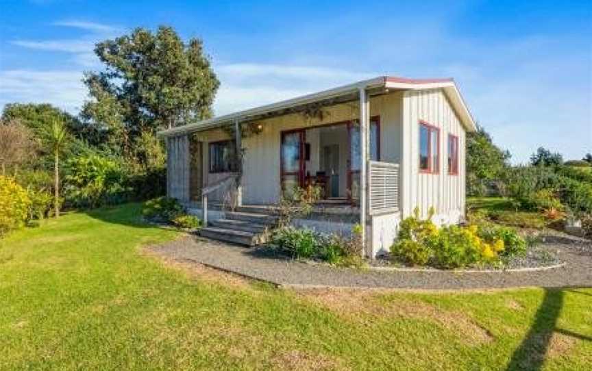 Cottage on Rutherford - Waikanae Beach Holiday Home, Waikanae, New Zealand