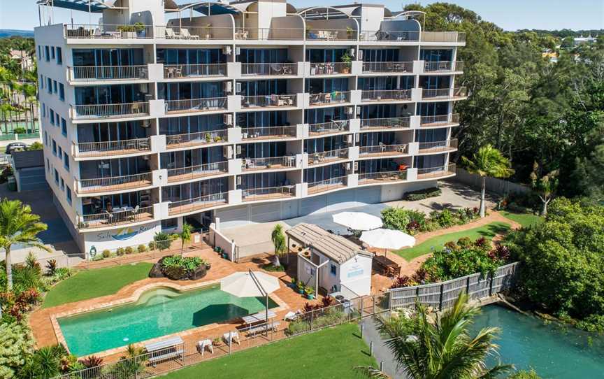 Sails Resort Golden Beach, Accommodation in Caloundra