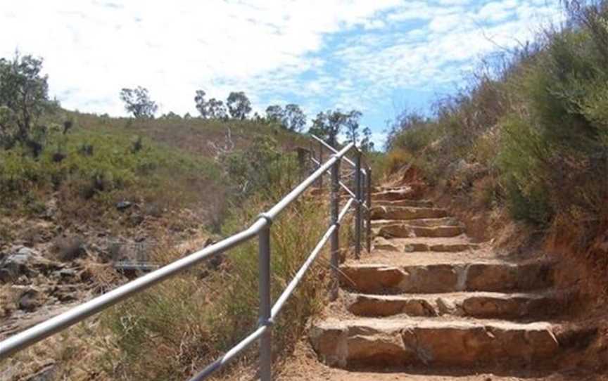 The Valley Loop Trail, Attractions in Forrestfield