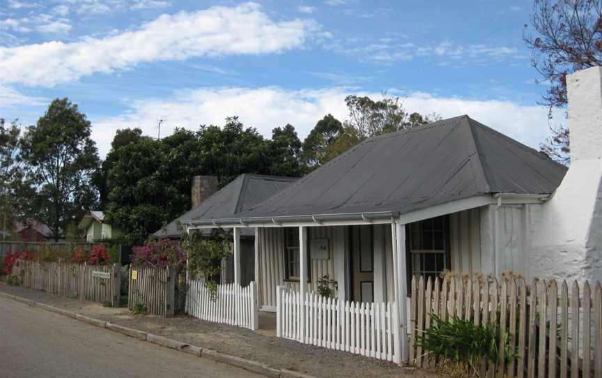 SHARAM COTTAGES, Penola, SA