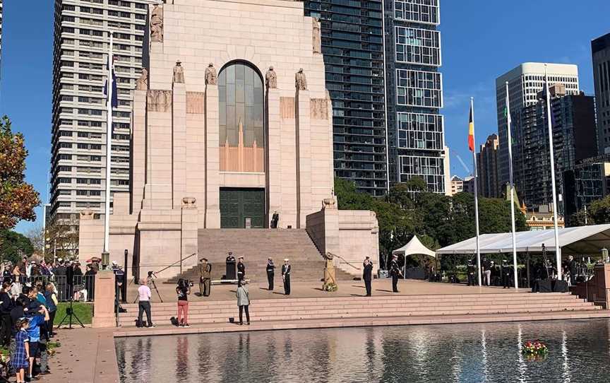 Anzac Memorial, Attractions in Maroubra