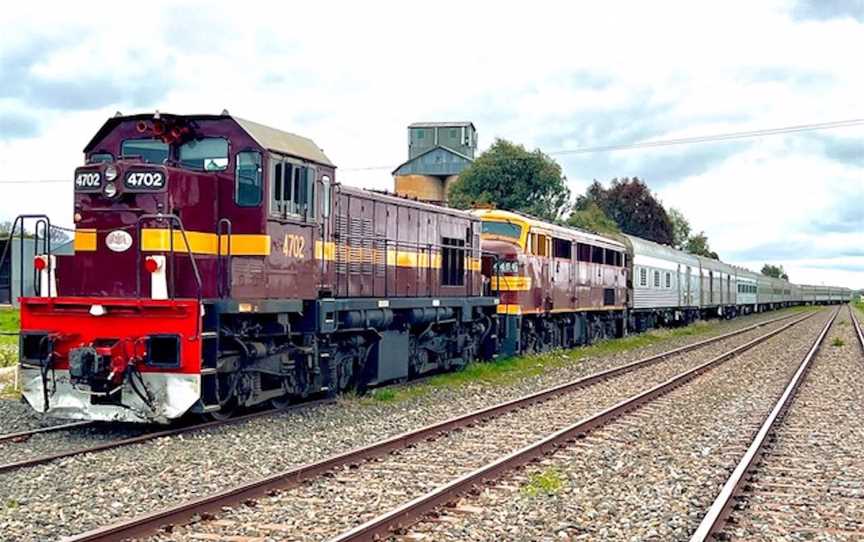 Lachlan Valley Railway Society, Attractions in Cowra