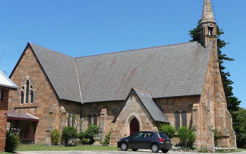 St Michael's Anglican Cathedral, Attractions in Wollongong