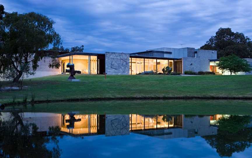 McClelland Sculpture Park and Gallery, Langwarrin, VIC