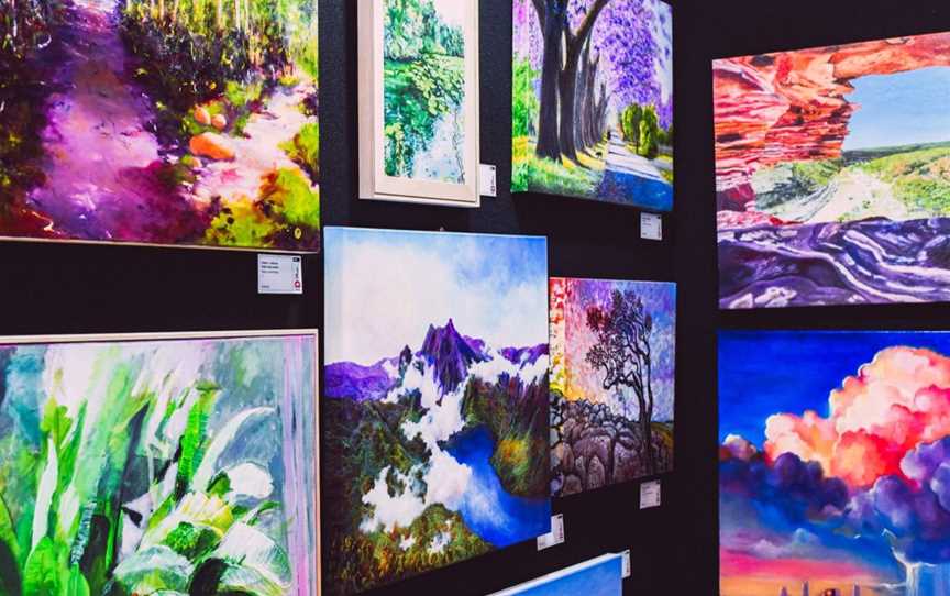 d'Arcy Doyle Art Awards, Attractions in Mudgeeraba