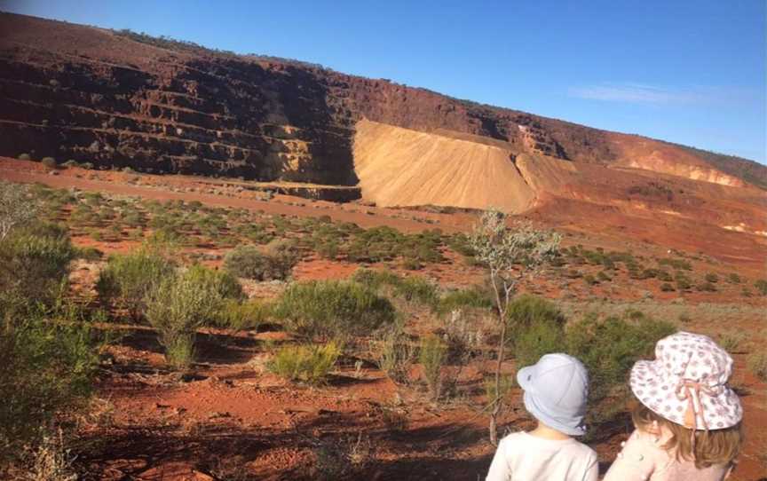 Koolanooka Mine Lookout, Attractions in Morawa - Suburb