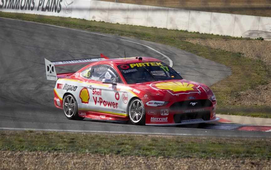 Symmons Plains Raceway, Perth, TAS