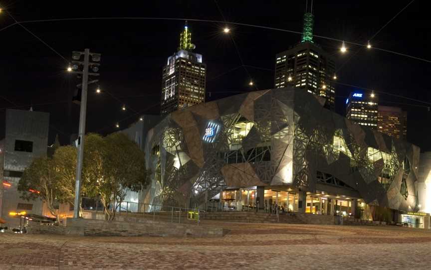 Federation Square, Nicholls, act