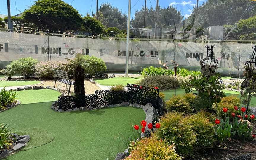 Mini Golf Federation Square Gold Creek Canberra, Nicholls, ACT