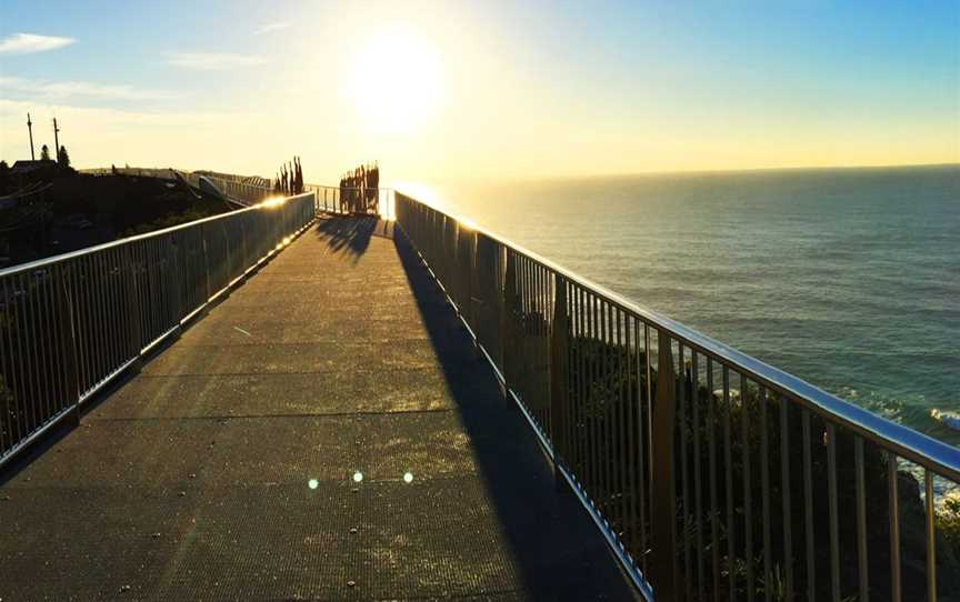 Newcastle Memorial Walk, Attractions in The Hill