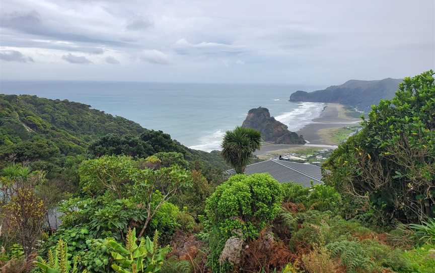 Hinerangi Pou, Piha, New Zealand