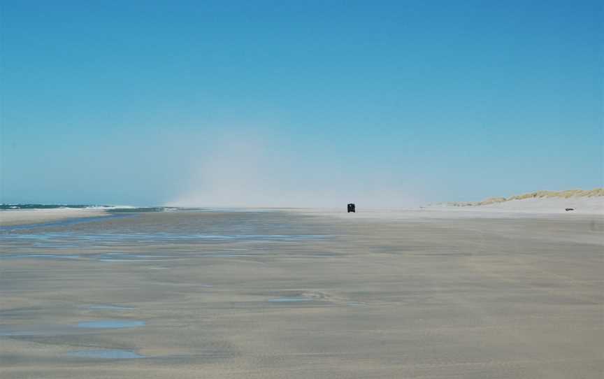 Farewell Spit Eco Tours, Collingwood, New Zealand