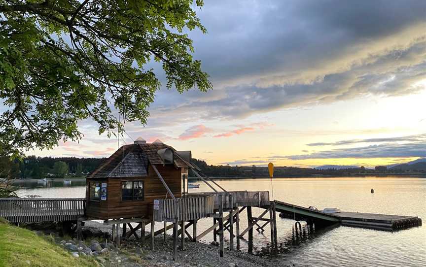 Te Anau, Lake, Te Anau, New Zealand