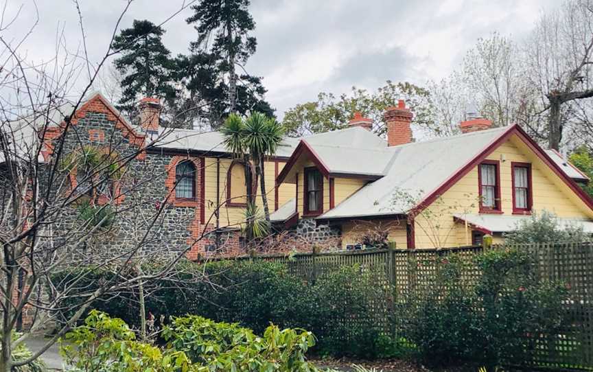 Isel House, Stoke, New Zealand