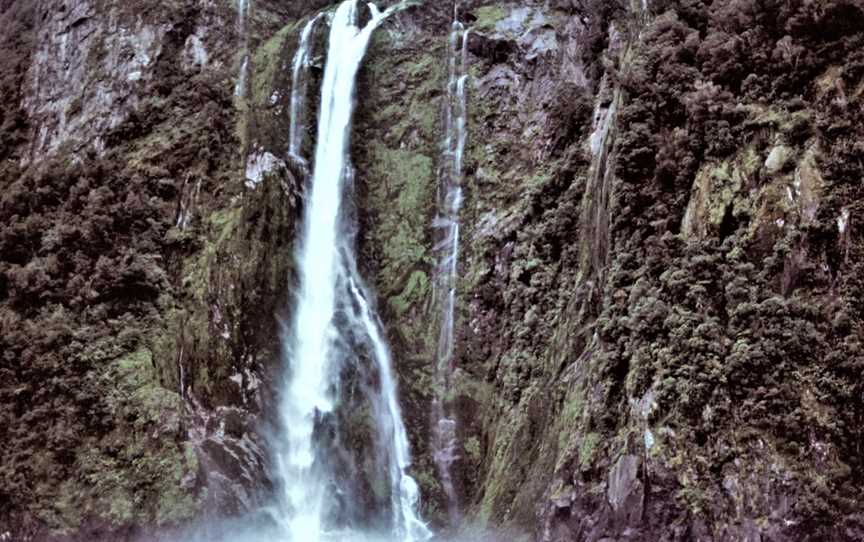 Bowen Falls, Fiordland, New Zealand