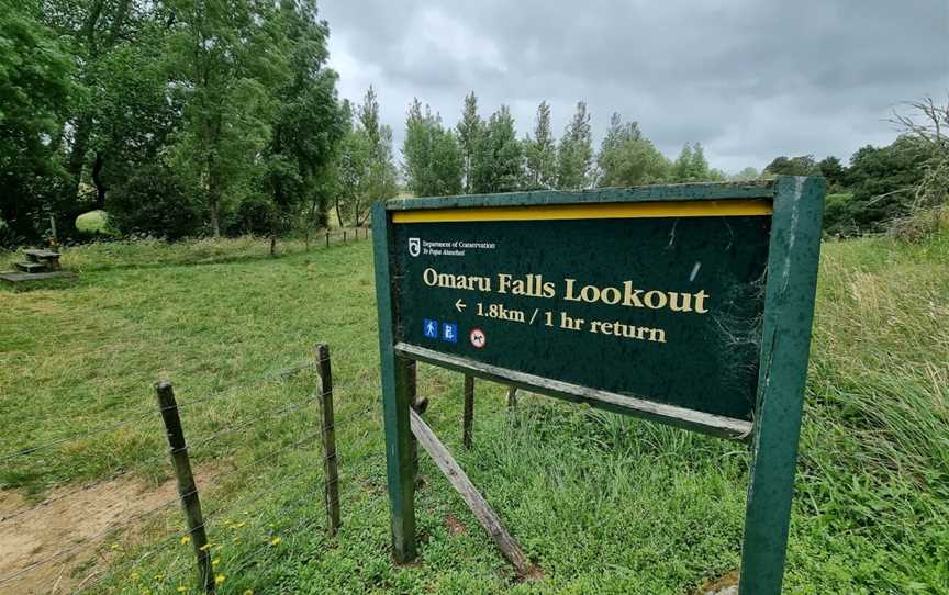 Omaru Falls, Ohakea, New Zealand