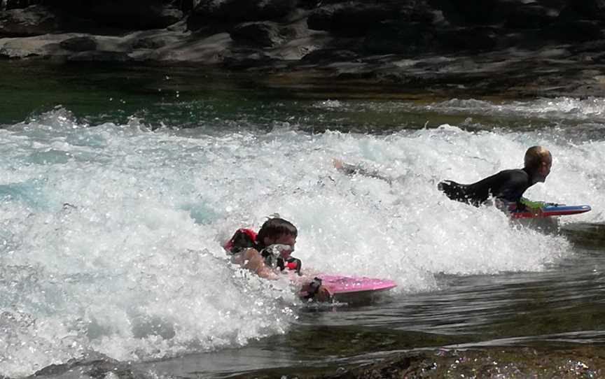 Hawea Flat Whitewater Park ( The Wave), Hawea Flat, New Zealand