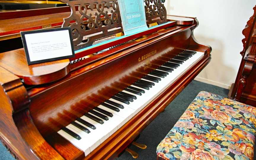 Waiheke Musical Museum, Oneroa, New Zealand