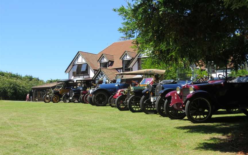 Vintage Car Club, Meeanee, New Zealand