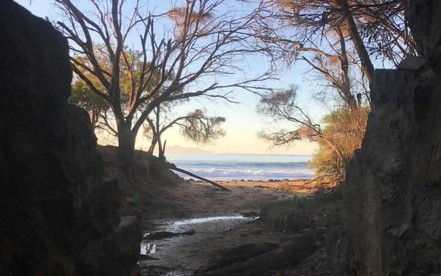 Three Arch Bridge - Mayfield Beach, Rocky Hills, TAS