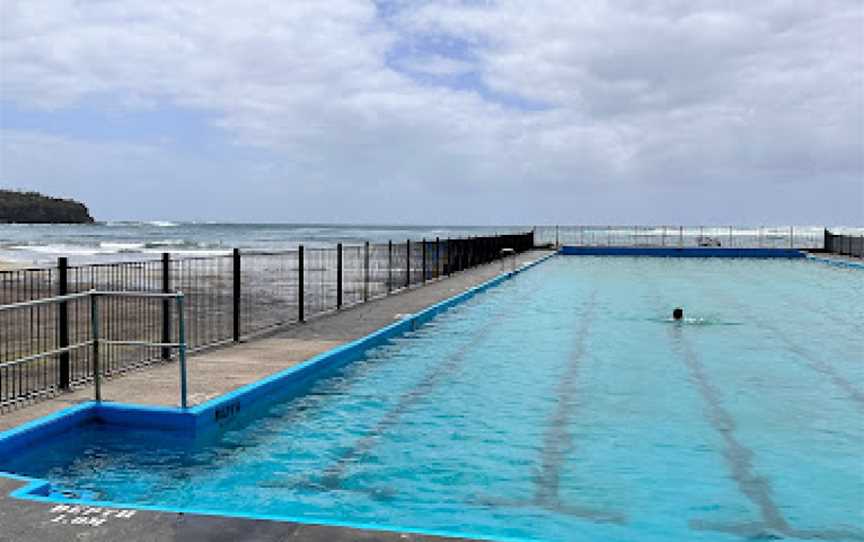 Ulladulla Harbour Outer Beach and Sea Pool, Ulladulla, NSW