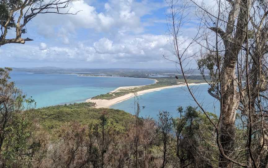 Yacaaba Headland Walking Track, Hawks Nest, NSW