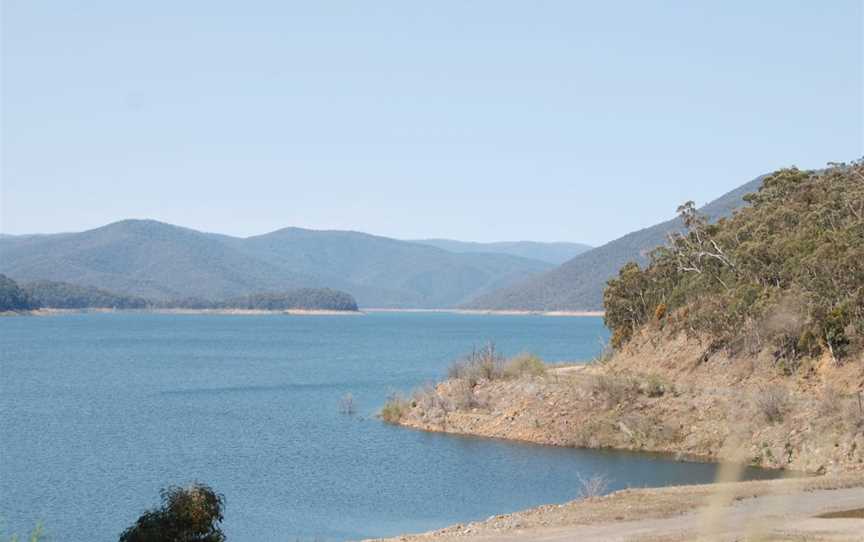 Dartmouth Dam Wall Picnic Area, Dartmouth, VIC