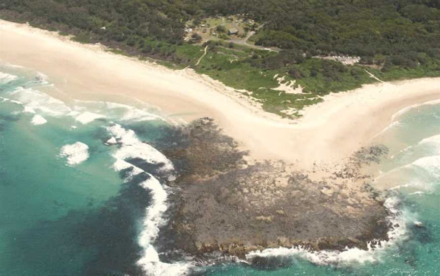 Flat Rock Beach and Rockpools, East Ballina, NSW