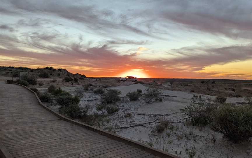 Red Top lookout and boardwalk, Mungo, NSW