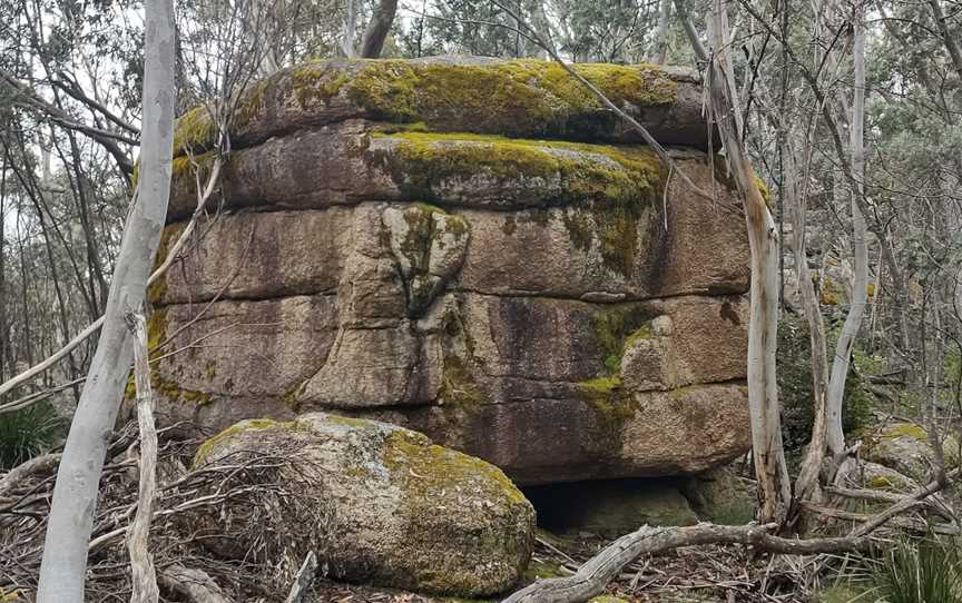 Square Rock, Tharwa, ACT