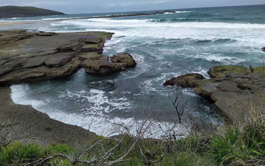 Singing Stones Beach, Cockwhy, NSW