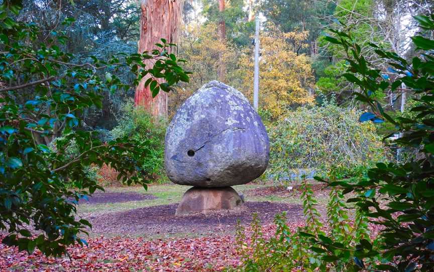 George Tindale Memorial Gardens, Sherbrooke, VIC