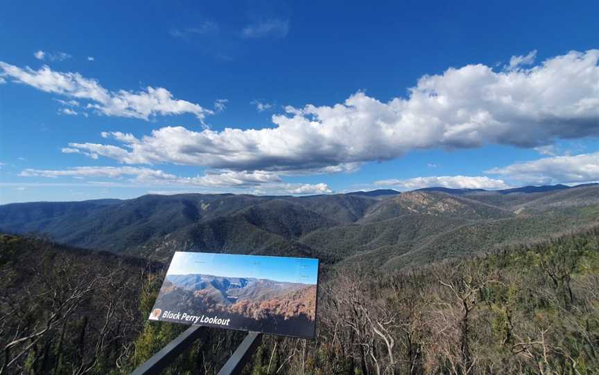 Black Perry lookout, Talbingo, NSW