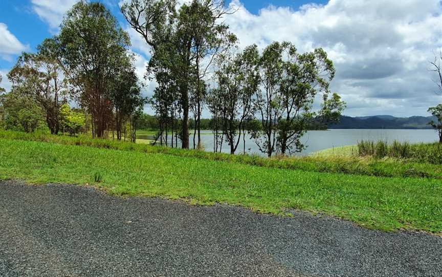 Teemburra Dam, Pinnacle, QLD