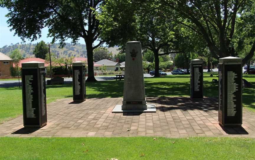 Tallangatta Triangles Park, Tallangatta, VIC