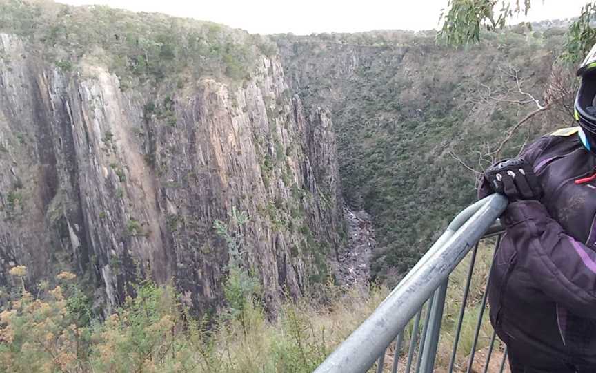 Apsley Falls picnic area, Walcha, NSW