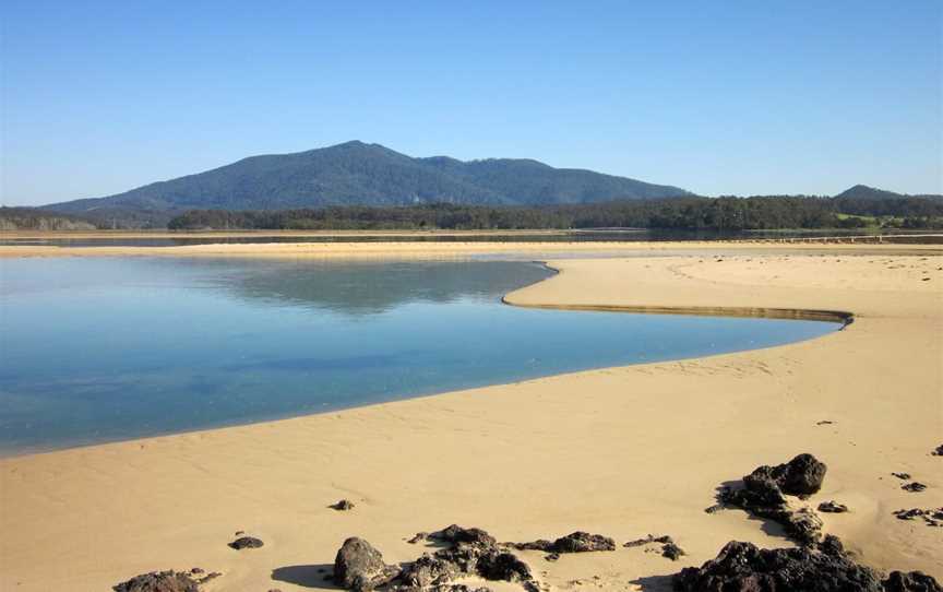 Kayaking Wallaga Lake, Akolele, NSW