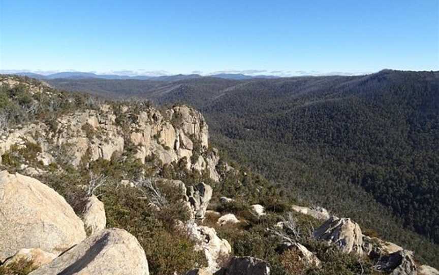 Booroomba Rocks Walk, Tennent, ACT