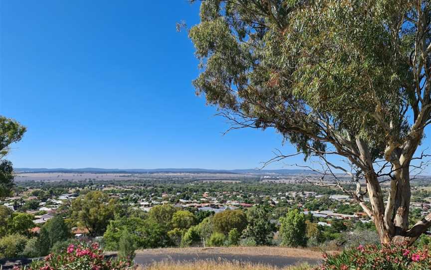 Memorial Hill Lookout, Parkes, NSW