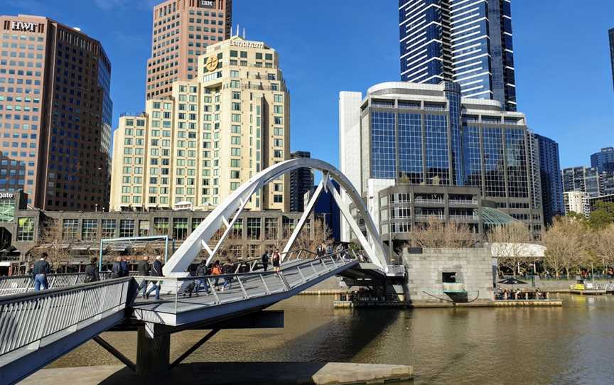 Evan Walker Bridge, Southbank, VIC