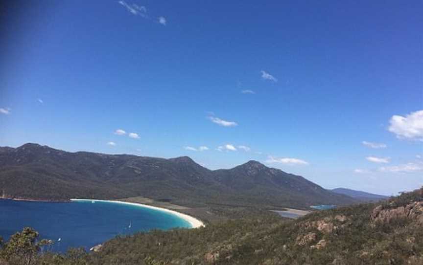 Wineglass Bay and Hazards Beach Circuit, Freycinet, TAS