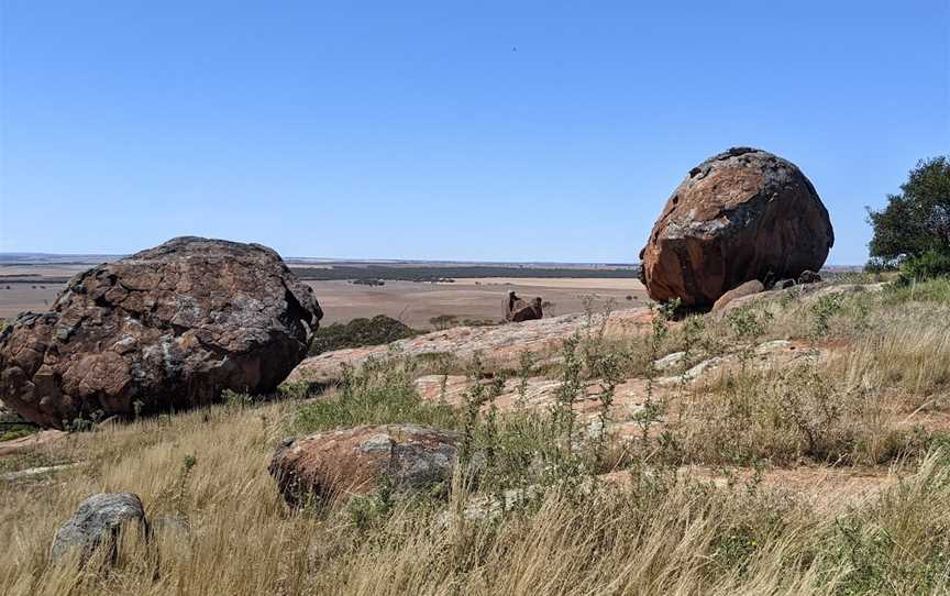 Tcharkuldu Rock, Minnipa, SA