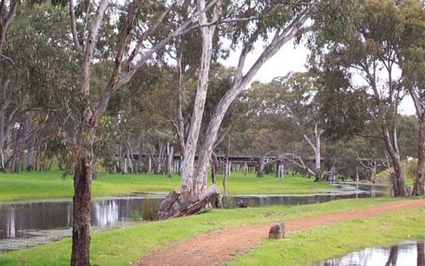 Settlers Walk, Cavendish, VIC