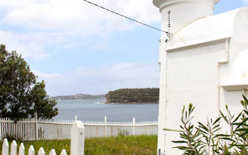 Grotto Point Lighthouse Walk, Clontarf, NSW