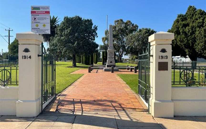 Finley Memorial Park, Finley, NSW