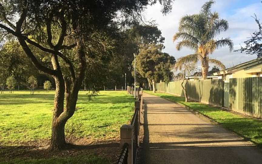 Roth Hetherington Native Botanical Garden, Keysborough, VIC