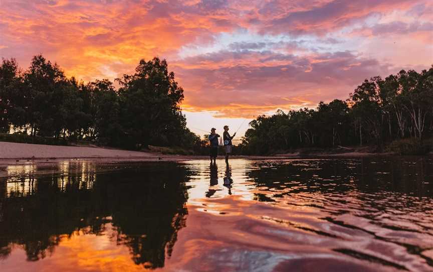 Riverside:  Wagga Beach, Wagga Wagga, NSW