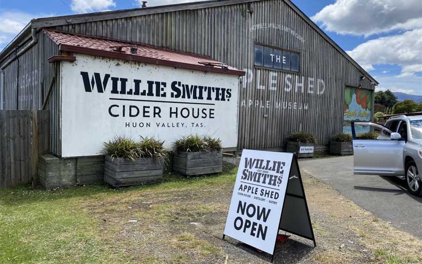 Willie Smith's Apple Shed, Grove, TAS