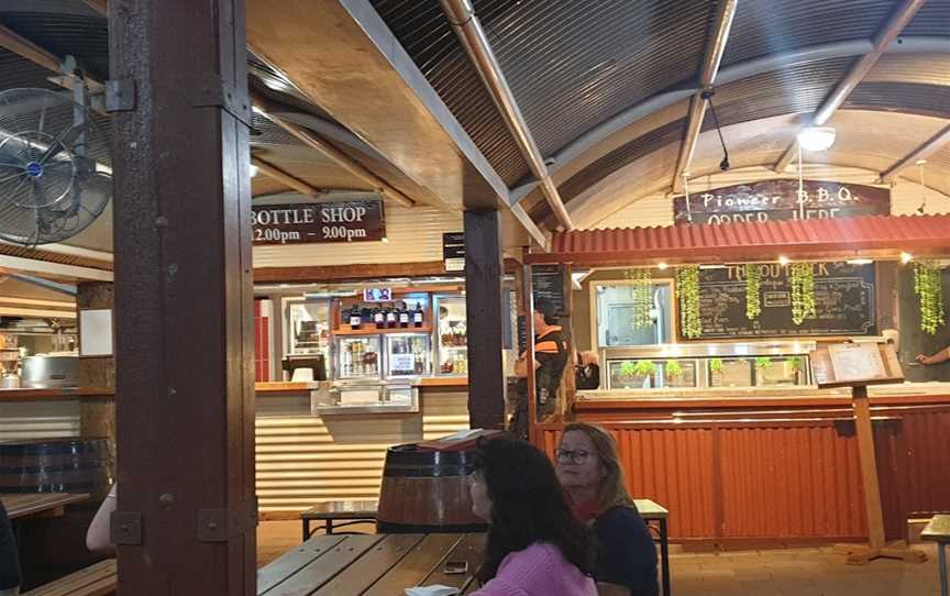 Outback Bar, Yulara, NT