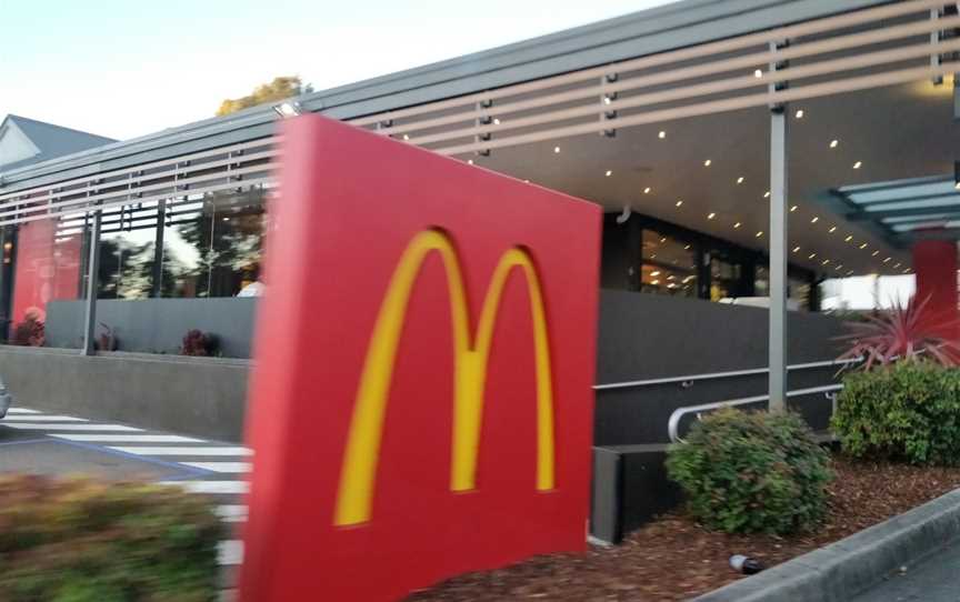 McDonald's Menai, Menai, NSW